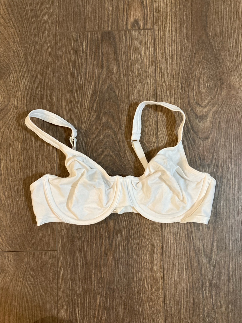 Victoria’s Secret White Unlined Demi T Shirt Bra Size 36B